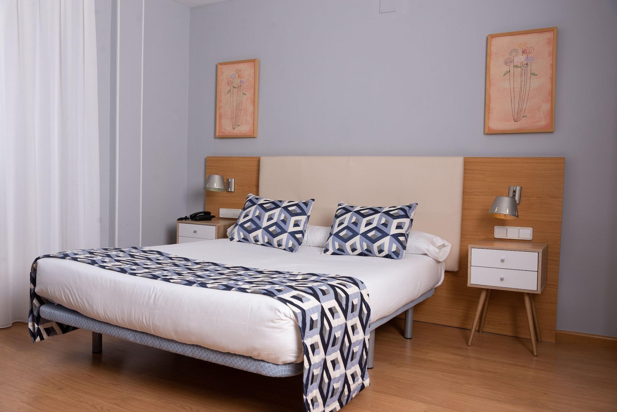Hotel Beleret Valenza Esterno foto
