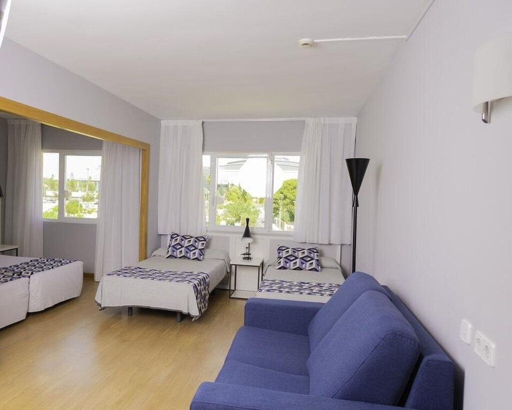 Hotel Beleret Valenza Esterno foto