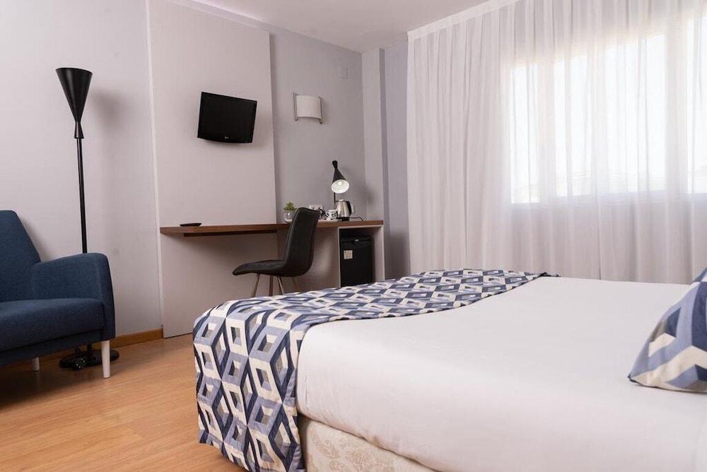Hotel Beleret Valenza Esterno foto