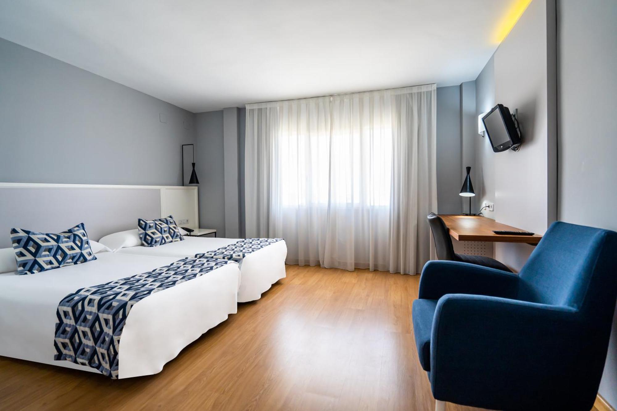 Hotel Beleret Valenza Esterno foto