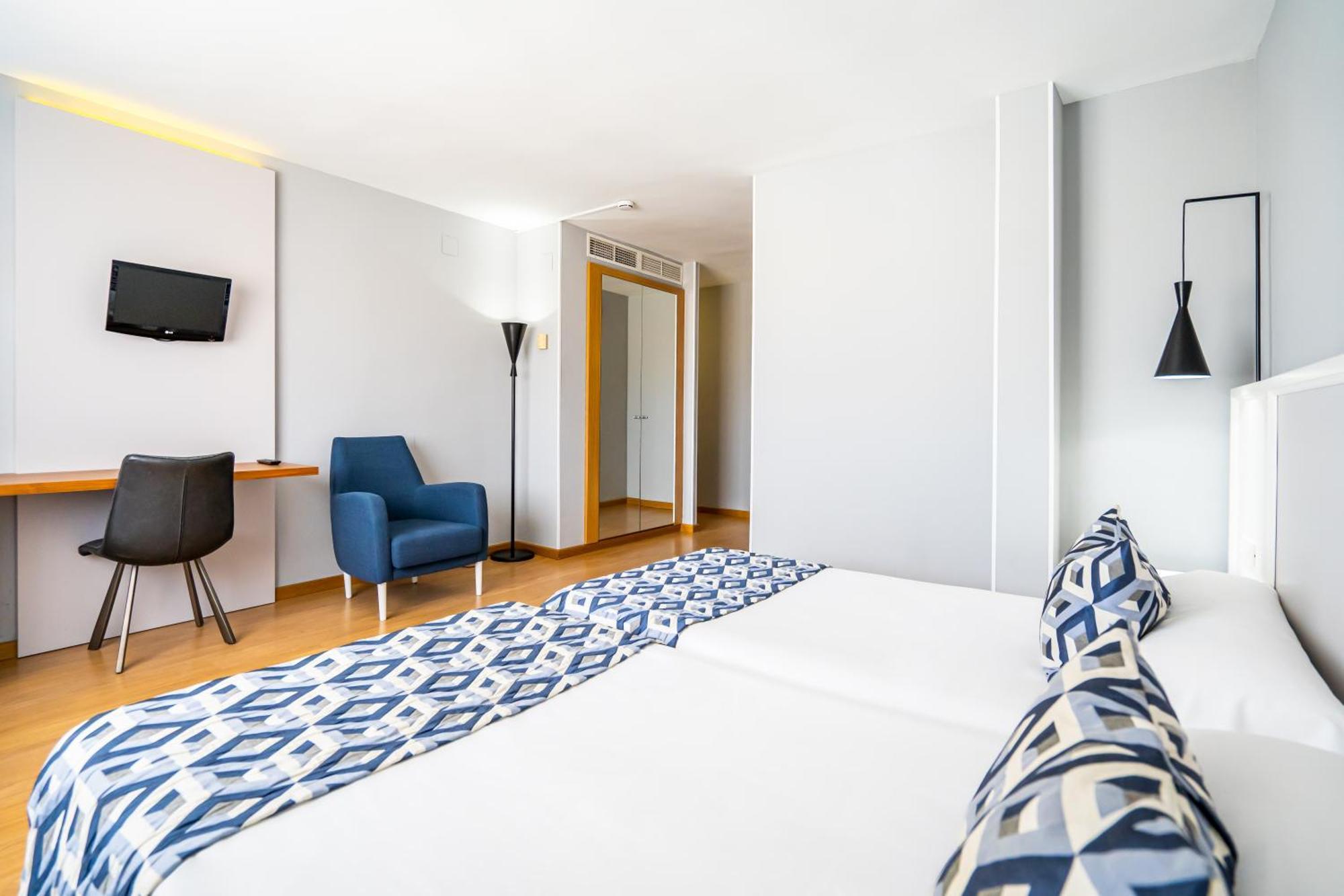 Hotel Beleret Valenza Esterno foto