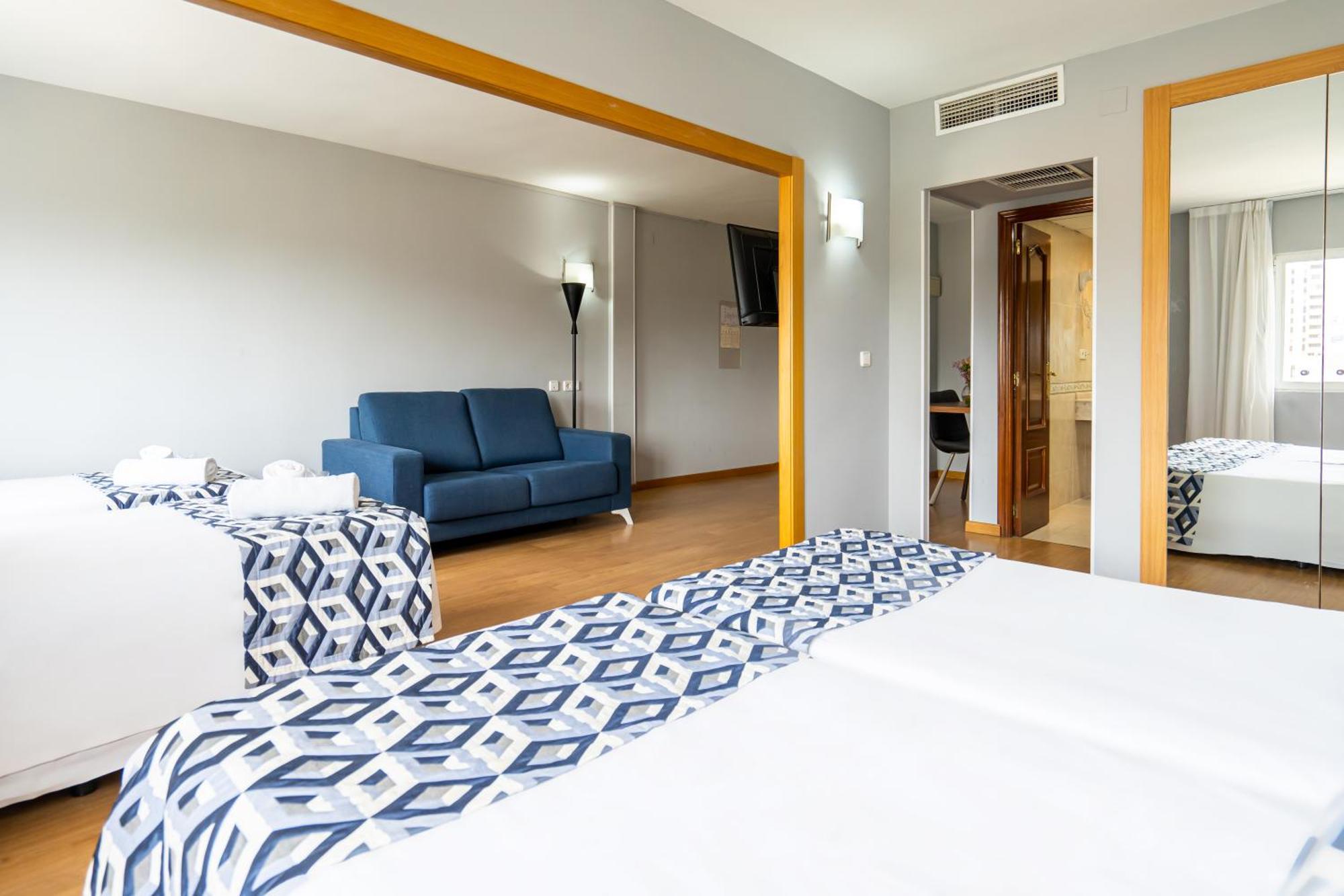 Hotel Beleret Valenza Esterno foto